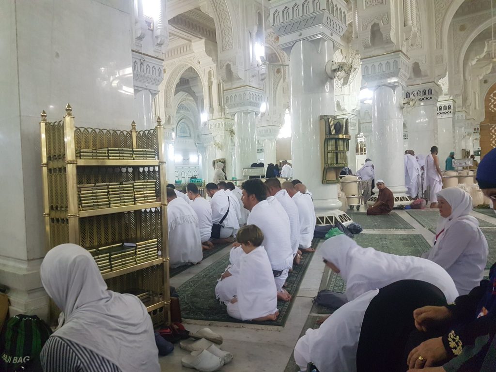 Social significance of Friday prayer