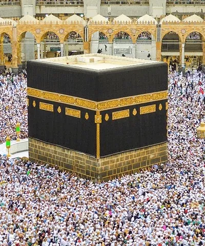 Deluxe Umrah Package 8 Nights